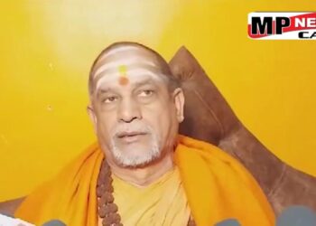 जबलपुर शारदापीठाधीश्वर जगद्गुरु शंकराचार्य सदानन्द सरस्वती की प्रेस से चर्चा, बोले देखे VIDEO