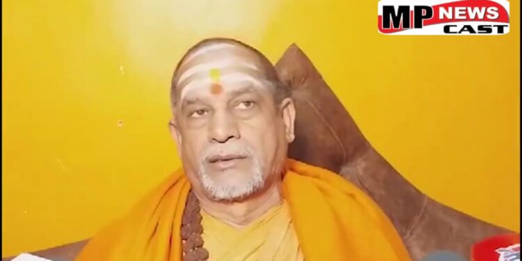 जबलपुर शारदापीठाधीश्वर जगद्गुरु शंकराचार्य सदानन्द सरस्वती की प्रेस से चर्चा, बोले देखे VIDEO