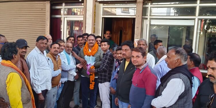 कटनी यादव समाज द्वारा किया गया विधायक का सम्मान