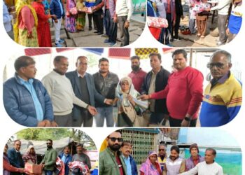 टीकमगढ़। विगत सोलह वर्षों से जारी कंबल वितरण अभियान को गति प्रदान करते हुए आज मानवीय संवेदना समिति ने जिला अस्पताल, जेल रोड, संतोषी माता मंदिर मोहल्ला, चकरा तिराहा आदि स्थानों पर पूर्व से चयनित लगभग दो दर्जन से अधिक गरीब असहायों को कंबल प्रदान किए।