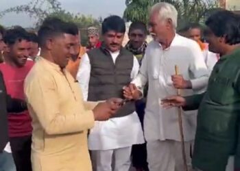 विकसित_भारत_संकल्प_यात्रा  में विधायक घनश्याम चंद्रवंशी ने दिलवाई शपथ..!