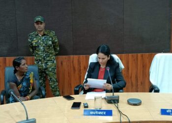 कलेक्टर ने की जनसुनवाई, अधिकारियों को दिए त्वरित निराकरण के निर्देश  जनसुनवाई में पहुंचे 52 आवेदक