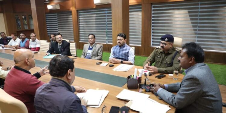 गंभीर अपराधों और आदतन अपराधियों की जमानत कार्यवाही संबंधी बैठक संपन्न