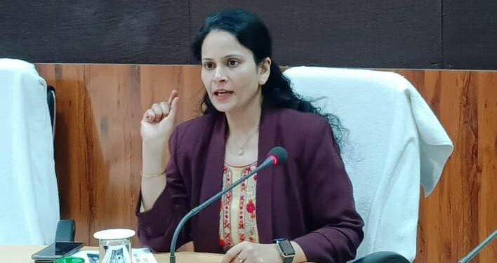 कलेक्टर ने की जल-जीवन मिशन के कार्यों की समीक्षा