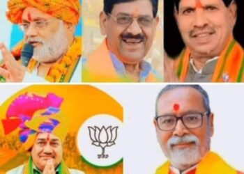 विदिशा जिला की पांचों विधानसभा सीटों पर प्रचंड जीत के किया कब्जा  एक बार फिर मध्यप्रदेश में भाजपा का कब्जा  विदिशा से मुकेश टंडन गंज बासौदा हरिसिंह रधुवंशी सिरोंज उमाकांत शर्मा शमशाबाद सूर्य प्रकाश मीणा कुरवाई हरिसिंह स्प्रे भारी मतों हुए विजयी     नपा अध्यक्ष के नेतृत्व में नेहरू चौक पर मनाया जीत का जश्न