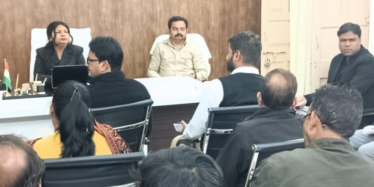 *महापौर श्रीमति प्रीति संजीव सूरी ने श्री बजरंग कटायेघाट मेला को विराट स्वरूप देने बैठक में दिये निर्देश* *12 दिसम्बर से प्रारंभ होगा कटायेघाट मेला*,*9 दिसम्बर को मधई मंदिर से निकलेगी भव्य शोभायात्रा*