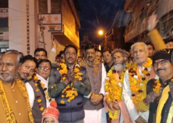 गाजे बाजे से भगवान जगन्नाथ को लेने पुरी रवाना हुए भक्त