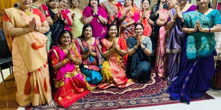 संत तारण तरण मण्डलाचार्य के 575 वीं जन्मजयंती के अवसर पर आदर्श महिला क्लब ने सांस्कृतिक कार्यक्रम में भजन एवं धार्मिक गीतों पर नृत्य भी किये।