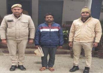 *थाना तालग्राम जनपद कन्नौज* *थाना तालग्राम पुलिस द्वारा 1 नफर वारण्टी को गिरफ्तार किया गया ।*