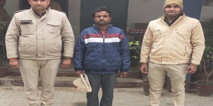 *थाना तालग्राम जनपद कन्नौज* *थाना तालग्राम पुलिस द्वारा 1 नफर वारण्टी को गिरफ्तार किया गया ।*