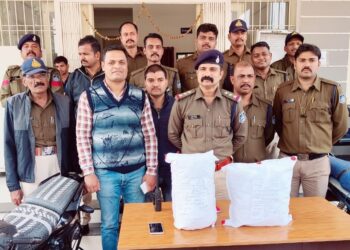 गांजा तस्करों पर पुलिस की कार्रवाई मादक पदार्थ सहित पकड़े आरोपी