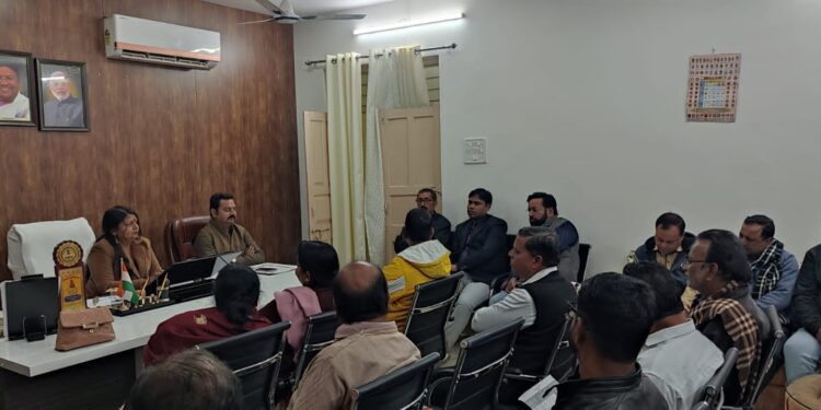 *महापौर ने वर्ष 2023-24में राजस्व लक्ष्य निर्धारित कर शत -प्रतिशत वसूली करने दिये निर्देश*