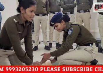 पुलिस आपकी सुरक्षा में सदैव तत्पर रक्षित निरीक्षक श्रीमती पूर्णिमा मिश्रा द्वारा आयोजित सीपीआर प्रशिक्षण VIDEO