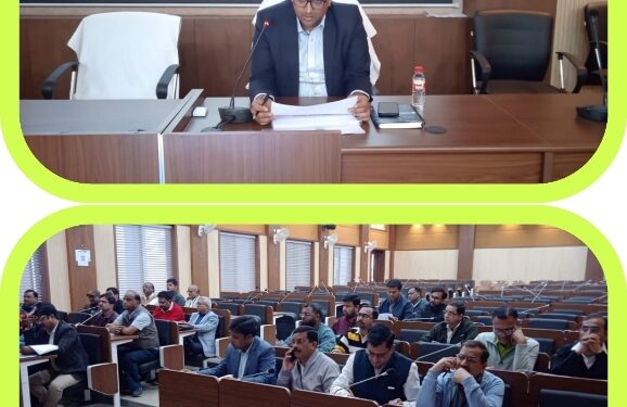 प्रभारी कलेक्टर एवं जिला पंचायत के सी.ईओ नें प्रधानमंत्री जनजातीय आदिवासी न्यास महा अभियान की तैयारियों की, की समीक्षा अधिकारियों को दिए आवश्यक निर्देश