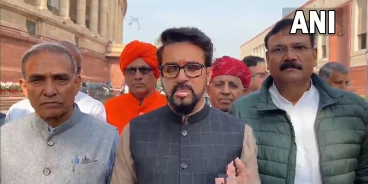 : मिमिक्री विवाद पर केंद्रीय मंत्री अनुराग ठाकुर ने कहा, आईऐ सुनते है.
