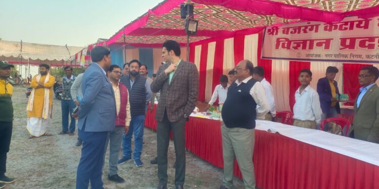 कटायेघाट मेला में कलेक्टर ने व्यवस्थाओं का जायजा लिया