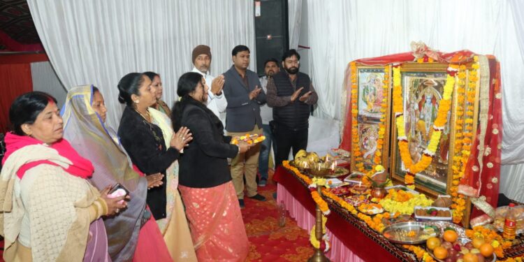 महापौर श्रीमति प्रीति संजीव सूरी ने हनुमानजी का पूजन कर किया मेला का शुभारंभ श्री बजरंग कटायेघाटमेला में प्रतिदिन विविध कार्यक्रमों का आयोजन