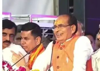 शिवराज सिंह चौहान ने पृथक दरबार लगा लिया, पहले दिन पहुंचे 300 लोग