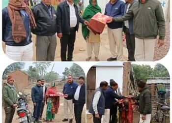 समाजसेवी “मानवीय संवेदना समिति ने ग्राम हनुमान सागर में बांटे कंवल”
