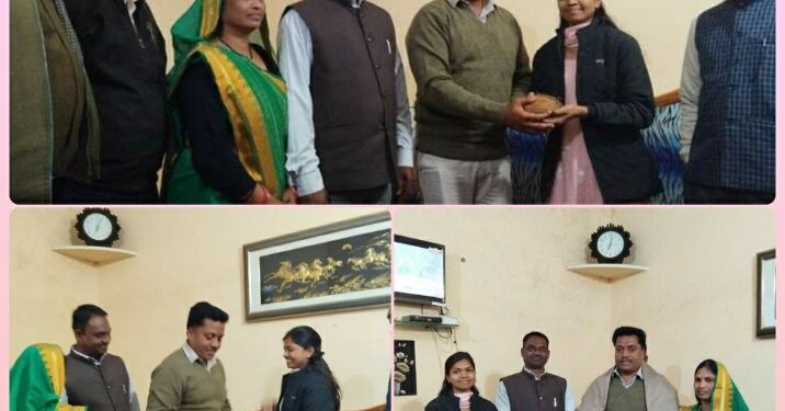 विधायक ने किया अंकिता बर्मन को सम्मानित