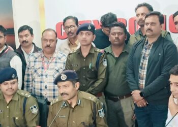 पुलिस ने लगभग 12 करोड़ की 36 किलो ग्राम चरस पकड़ी