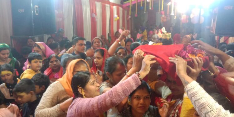 जब जब अत्याचार बढ़े, कष्ट हरने अवतरित हुए भगवान