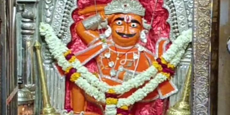 मूंछों वाले हनुमान, सैनिक के रूप में होती है पूजा