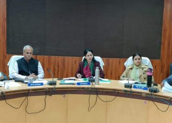 माह की प्रथम तारीख को वेतन जारी करना सुनिश्चित करें – डॉ. सिडाना समय-सीमा एवं विभागीय समन्वय समिति की बैठक में कलेक्टर के निर्देश