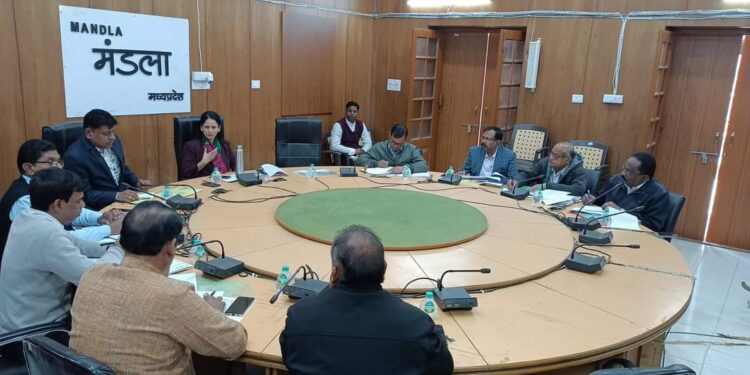 नशामुक्ति के लिए 2 से 7 फरवरी तक चलाएं विशेष अभियान जिला स्तरीय टास्कफोर्स समिति की बैठक सम्पन्न