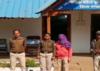 मानव तस्करी का सनसनीखेज मामला : 8 लड़कियां मुक्त कराईं, 5-5 हजार में बेचते थे आरोपी, महिला समेत 3 अरेस्ट