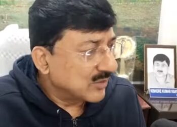 मोहन सरकार का बड़ा एक्शन-:  24 घंटे के अंदर अमर्यादित भाषा का प्रयोग करने वाले शाजापुर कलेक्टर को किशोर कुमार कन्याल को हटाया…! देखे VIDEO