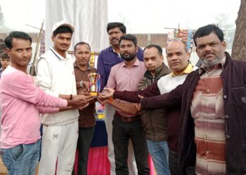 चार विकेट से बनारस ने जीता मैच, उमरियापान की हुई हार
