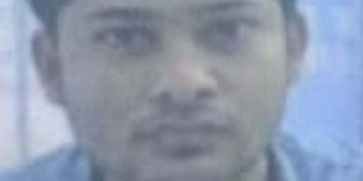 व्यापारी के इकलौते बेटे ने मुंबई में की खुदकुशी