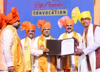 राज्यपाल व मुख्यमंत्री ने डा.महेन्द्र नायक एडवोकेट का किया सम्मान