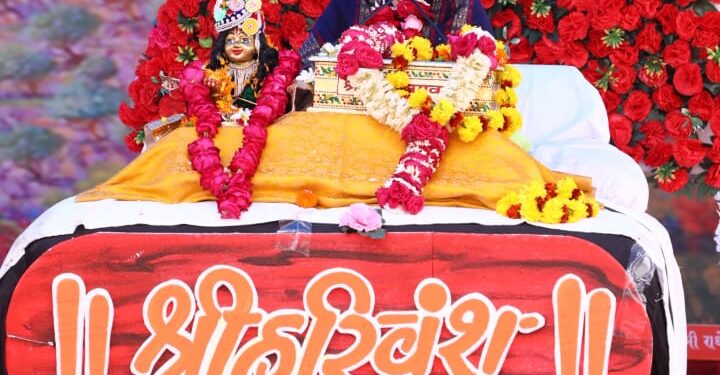 कृष्ण की बाल लीलाओं से वृंदावन की झलक,भगवान की लीला अनंत,अपार और अनादि है : कथावाचक अंबालिका किशोरी