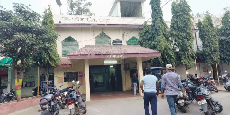 नगर पालिका में जनता से टैक्स वसूली राशि में हेराफेरी के गंभीर मामले पर जांच के आदेश से मचा हड़कंप,मामले की गंभीरता को देखते हुए सीएमओ नवनीत पांडे ने नियुक्त किया जांच अधिकारी, लपेटे में आ सकते हैं कई कर्मचारी..!