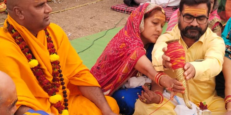 मनुष्य को उसके कर्तव्यों का बोध कराती है रामकथा – जगतगुरु स्वामी आत्मानंद सरस्वती महाराज*