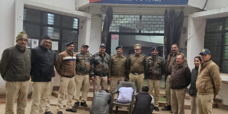कटनी कुठला पुलिस ने जब्त किया गांजा, बाइक सहित एक लाख से अधिक का माल बरामद