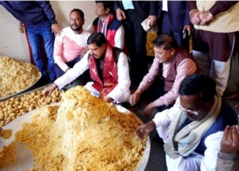 मुख्यमंत्री डॉ. यादव ने श्रीराम मंदिर अयोध्या के लिए बनाए लड्डू