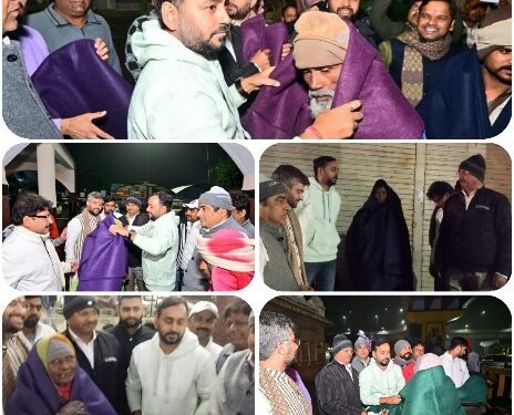 कड़कड़ाती ठंड में देर रात कलेक्टर श्री अनुराग वर्मा निकले नगर भ्रमण पर सेमरिया चौक,शनि मंदिर एवं रेलवे स्टेशन पर खुले स्थानों पर रात्रि विश्राम करने वाले जरुरतमंदों को कंबल वितरण किए