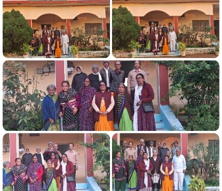 *समाजसेवी व अधिवक्ता रेखा अंजू तिवारी के नेतृत्व पर नूतन वर्ष के अवसर पर बच्चन नायक वृद्धाश्रम के बुजुर्गो के साथ मिलकर बांटी खुशियाँ*,,,,