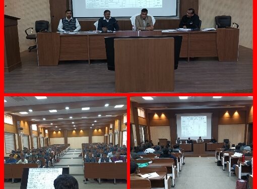 *सीएम हेल्पलाइन और अन्य प्रकार की शिकायतों का संतुष्टि पूर्वक निराकरण आवेदक से संवाद और स्थल निरीक्षण कर प्रतिवेदित करें-सीईओ श्री गेमावत*  *देर शाम तक चली विभागीय योजनाओं की मैराथन समीक्षा बैठक में दिए निर्देश*