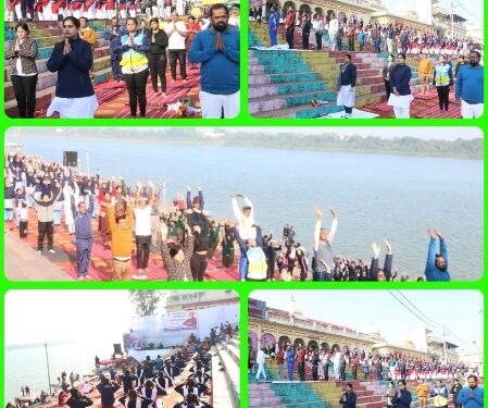 सेठानी घाट पर लगभग 1000 बच्चों ने किया सामूहिक सूर्य_नमस्कार धूपगढ़, मढ़ई, बांद्राभान इत्यादि पर्यटन स्थलों पर भी किया गया सामूहिक सूर्य नमस्कार