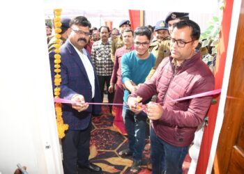 *पुलिस विभाग अनोखी पहल,  बनाई नेकी की दीवार, असहाय लोगों को मिलेगी मदद* देखे VIDEO