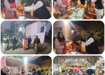 कलेक्टर एवं पुलिस अधीक्षक ने शुजालपुर एवं कालापीपल क्षेत्रों के मंदिरों की व्यवस्थाओं को देखा