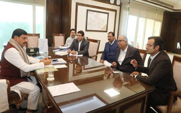 प्रदेश में उद्योगों को बढ़ावा दिया जाएगा: मुख्यमंत्री डॉ. यादव मुख्यमंत्री डॉ. यादव से उद्योगपतियों की भेंट