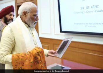 रामलला की प्राण प्रतिष्ठा से लौटते ही PM मोदी का बड़ा ऐलान- एक करोड़ घरों पर लगाएंगे सोलर पैनल