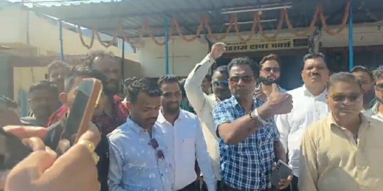 छिंदवाड़ा अधिकारियों को पैसा दो!गाड़ी चलाओ, नही तो गाड़ी घर में ही रखो!
