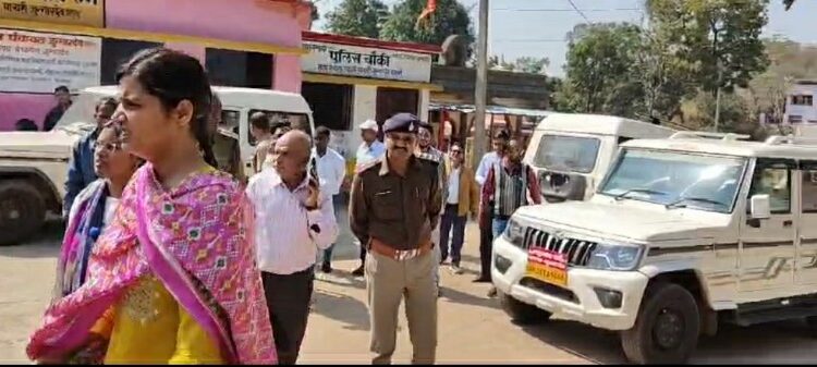 जुन्नारदेव छिन्दवाड़ा न्यूज *प्रसिद्ध महादेव मेले की व्यवस्थाओं का एसडीएम ने लिया जायजा*   *कमी को देखते हुए सचिव को दिया एसडीएम ने निर्देश*