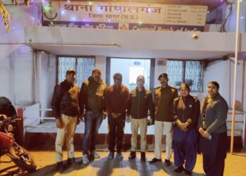 थाना गोपालगंज सागर पुलिस व्दारा जिला बदर आरोपी को थाना क्षेत्र में घूमते पाये जाने पर किया गिरफ्तार
